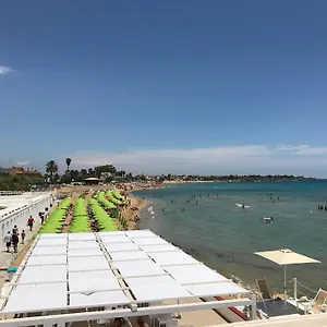 https://la-casa-del-viale.sicilyhotelsitaly.net