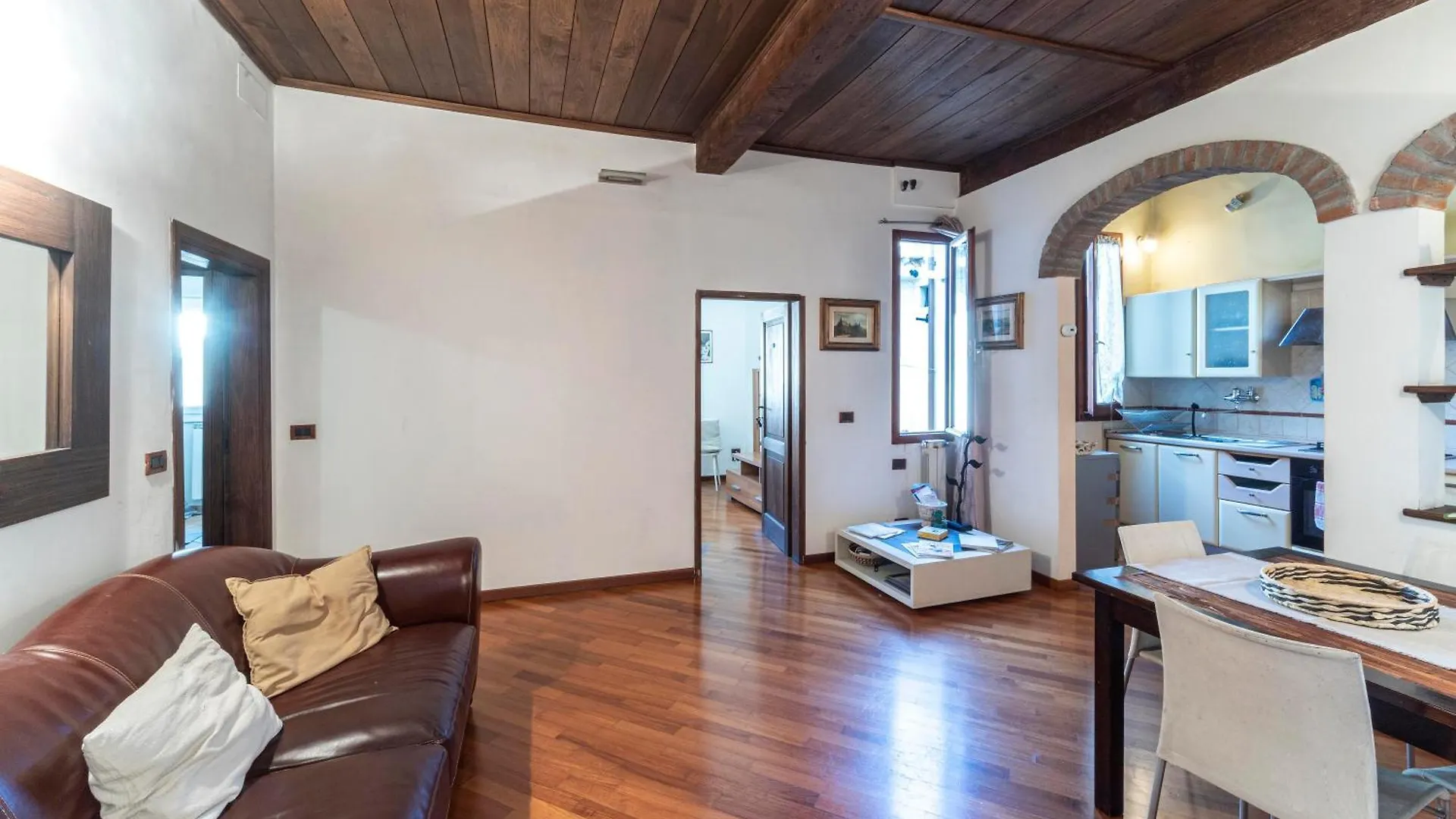 Tora Florence Apartment Penzion