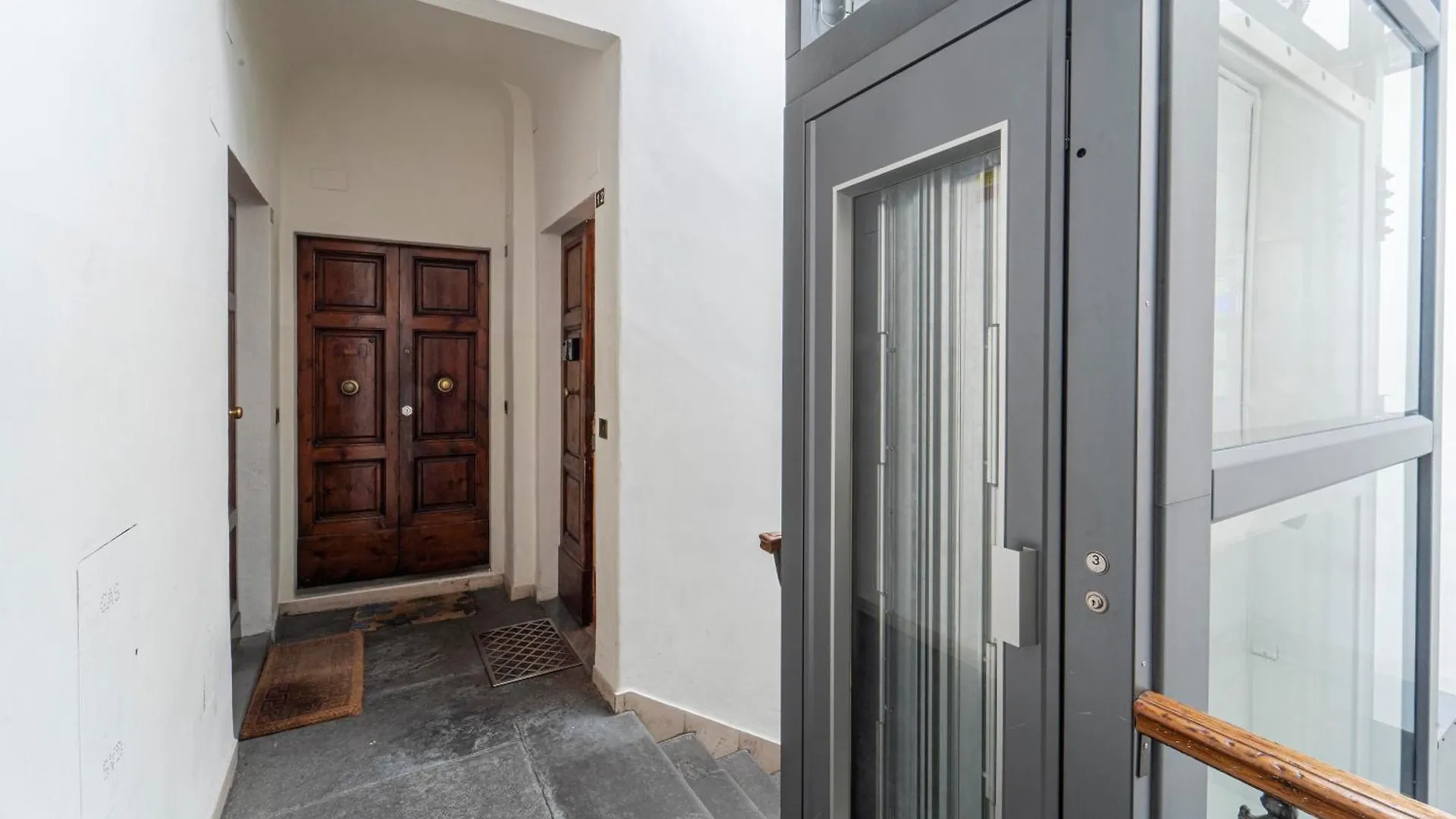 Tora Florence Apartment Italy