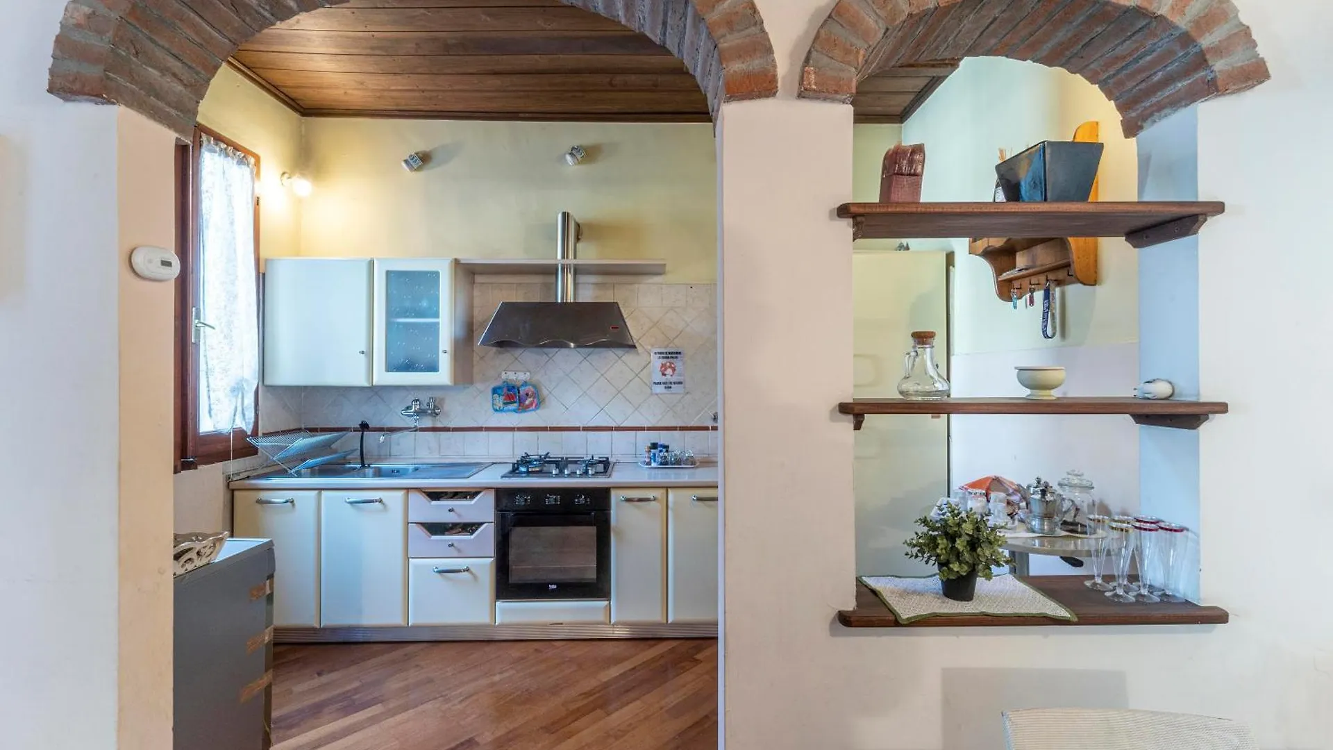 Tora Florence Apartment 0*,  Italy