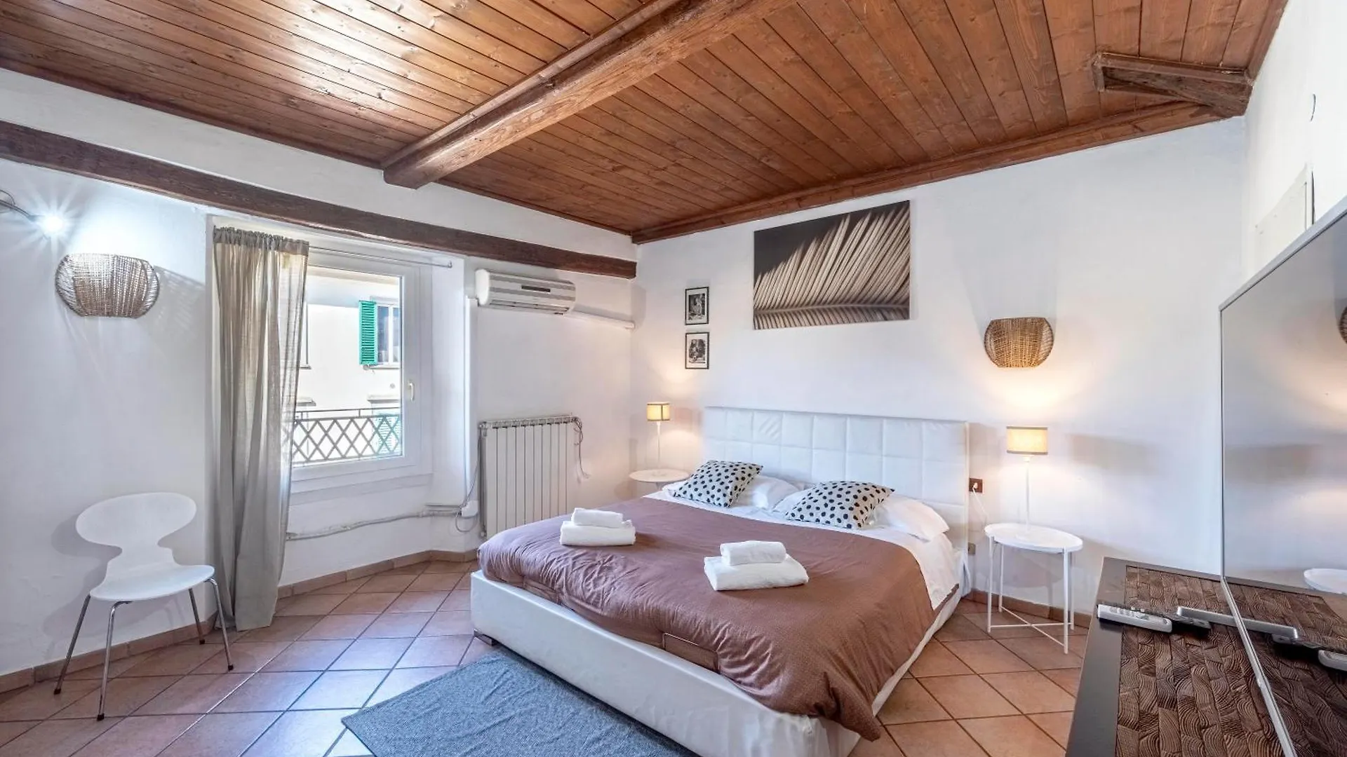 Tora Florence Apartment